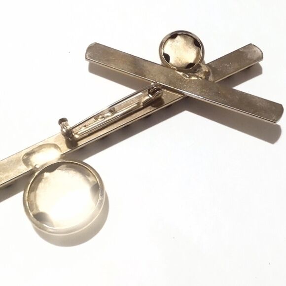 Vintage Mid Century Modernist Gold Tone Rhinestone Statement Brooch - Picture 6 of 6